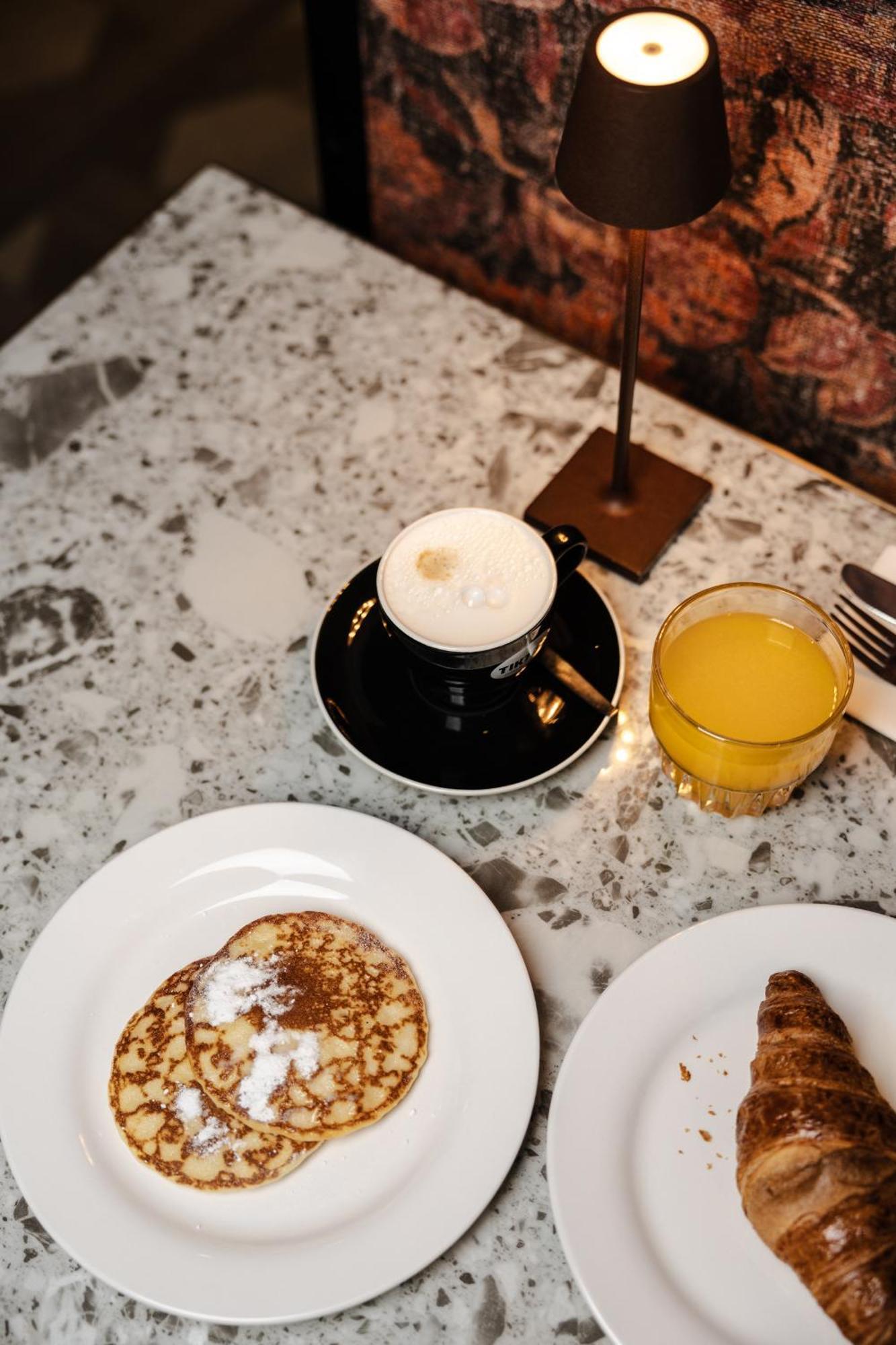 Hotel Twenty-Three Amsterdam Airport Hoofddorp Ngoại thất bức ảnh